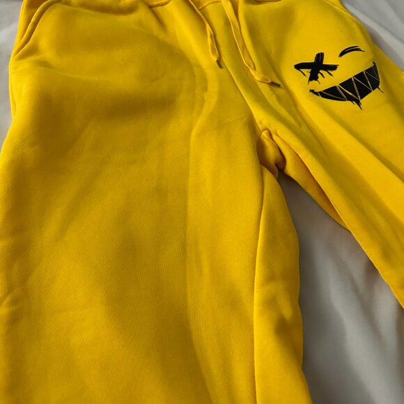 Smiley Graphic Print Yellow Sweatpants - Picture 3 of 4